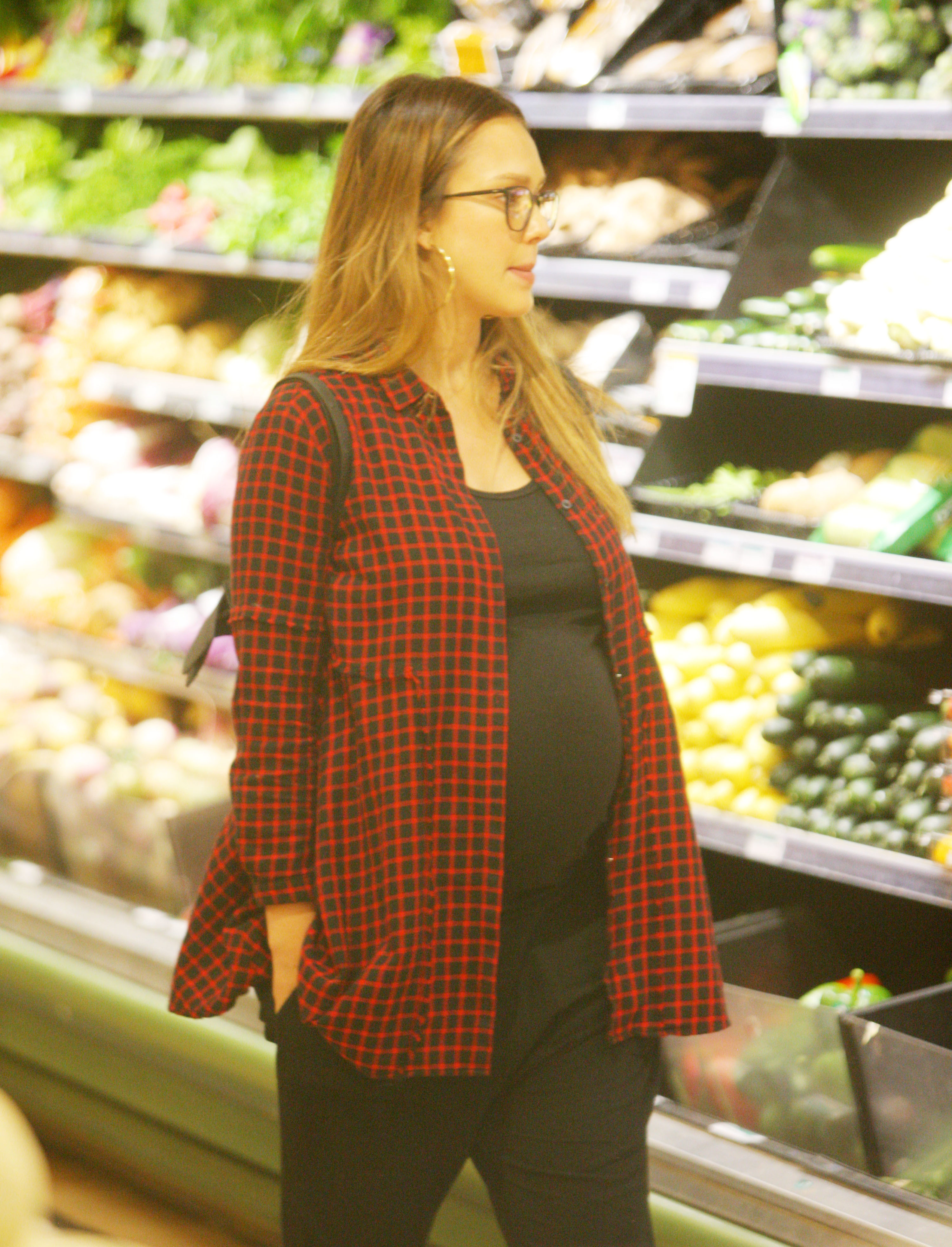 Jessica Alba - Shopping in Beverly Hills